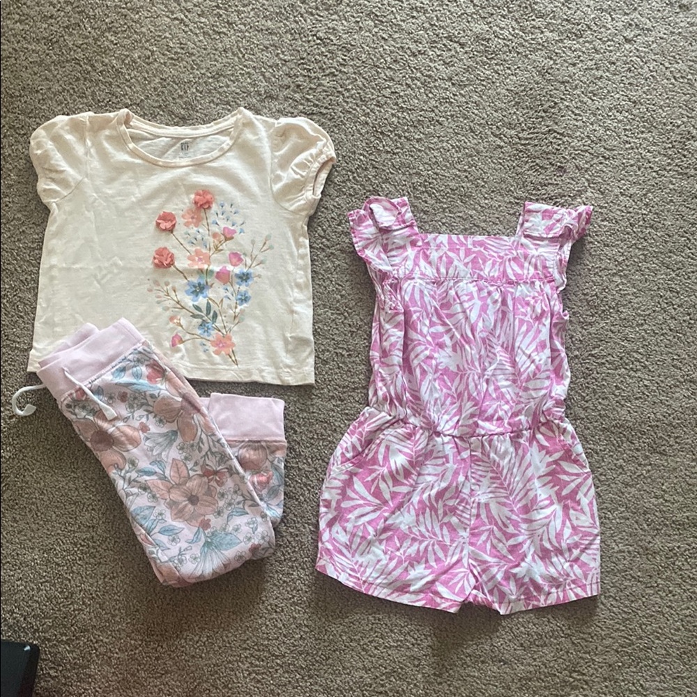 GAP Floral and Leaf Print Kids Outfit Set